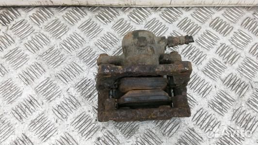 Суппорт тормозной задний левый land rover freeland