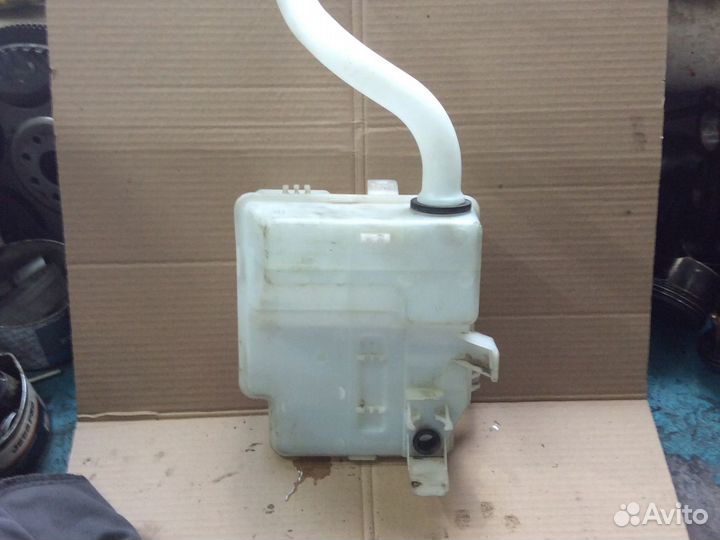 Бачок омывателя Ссанг Енг Актион Нью