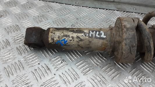 Стойка задняя левая volkswagen touareg 7L (GML02SJ