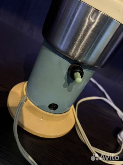Кофемолка электрическкя СССР