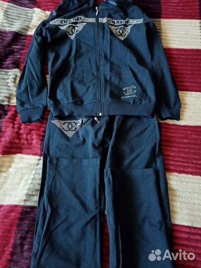 Спортивный костюм женский новый