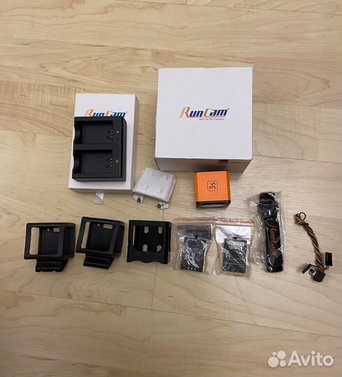 RunCam 3s+2 акб+хаб для зарядки 2 акб