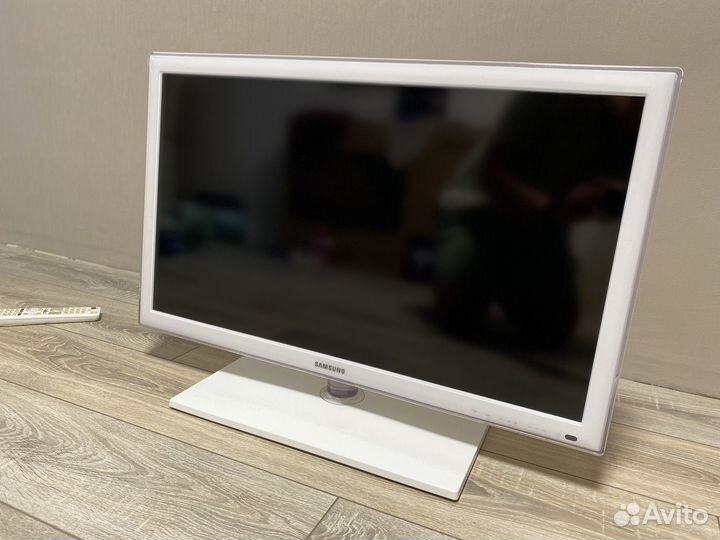 Телевизор Samsung 32 дюйма