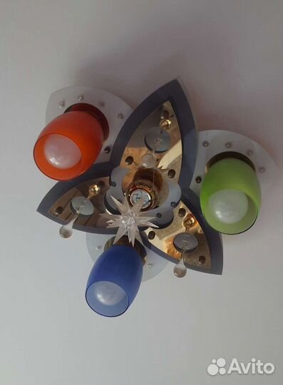 Люстра потолочная с пультом управления