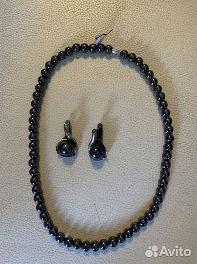 Бусы из черного жемчуга и серьги