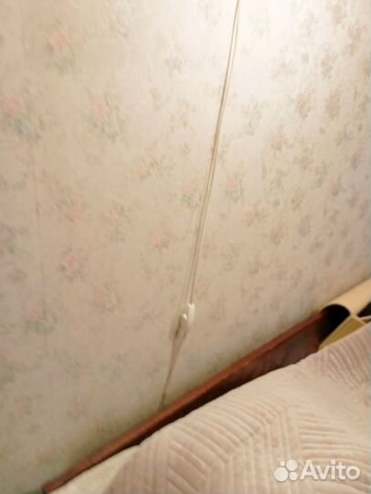 Светильник настенный латунь, стекло матовое