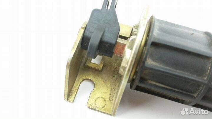 Замок багажника Ford Mondeo RKA 1994