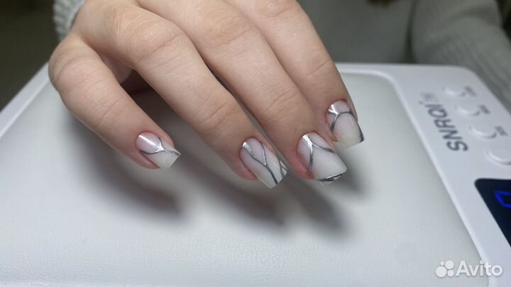 Услуги мастера маникюра и педикюра