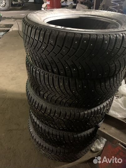 Continental EcoContact 6 235/65 R18