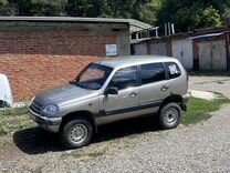 Chevrolet Niva 1.7 MT, 2006, 195 000 км, с пробегом, цена 355 000 руб.