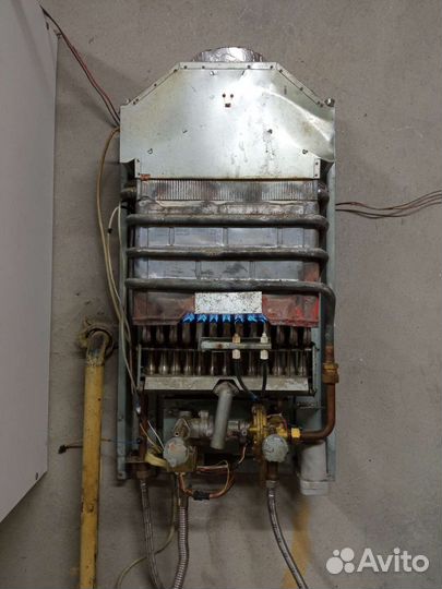 Газовая колонка нева