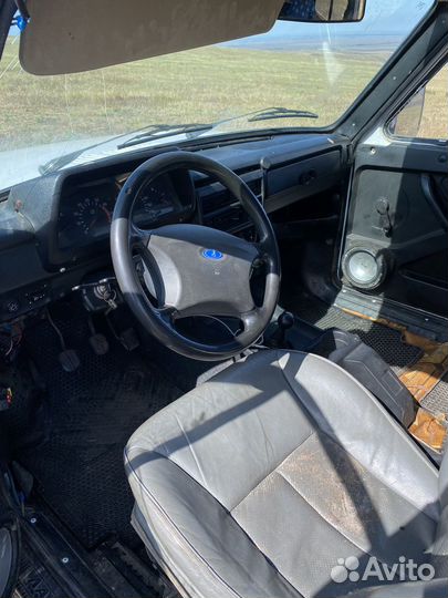 LADA 4x4 (Нива) 1.7 МТ, 2002, 224 000 км