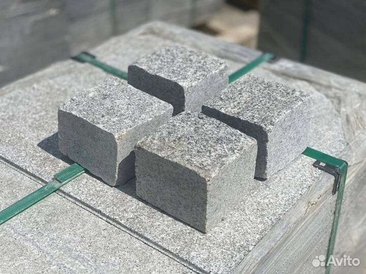 Пилено-колотая брусчатка