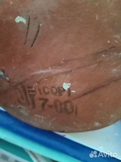 Кувшин и стакан