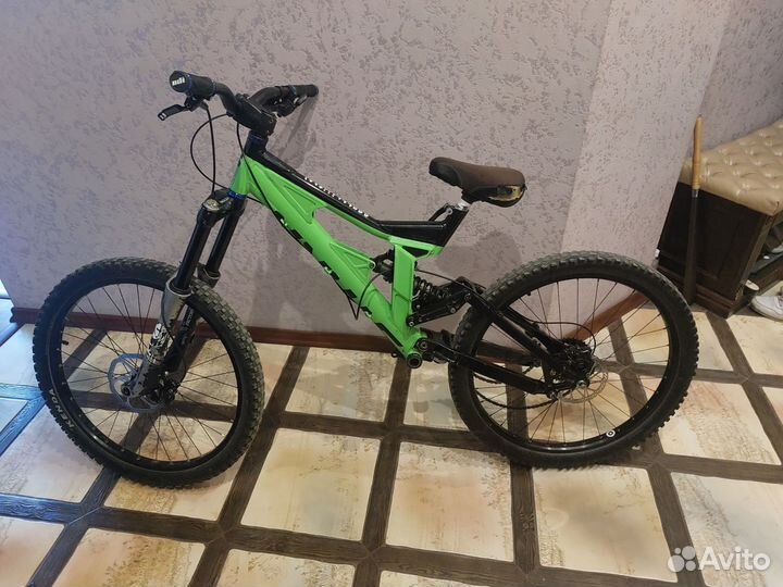 Рама stark devolution и амортизатор fox