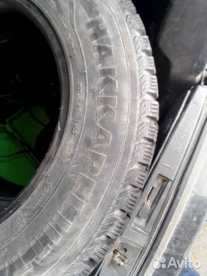 Nokian Tyres Hakkapeliitta 5 215/70 R16