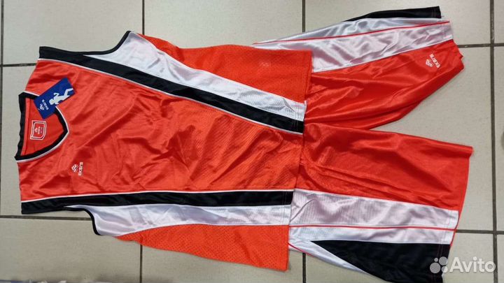 Баскетбольная форма р 48-188, новая