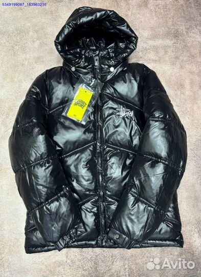Зимний пуховик Stussy с глянцевым эффектом