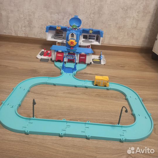 Гараж поли Робокар