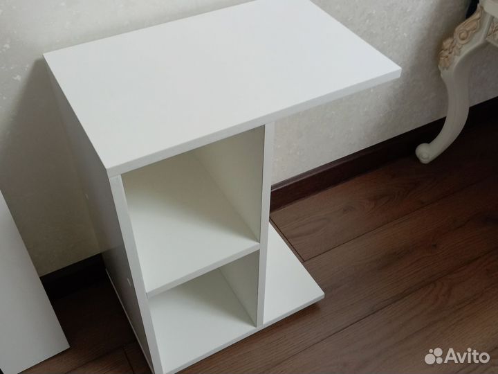 Тумбочка прикроватная новая