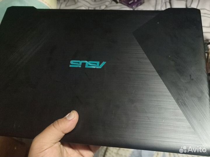 Ноутбук asus