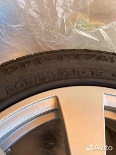 Petlas Velox Sport PT741 225/60 R16 98V