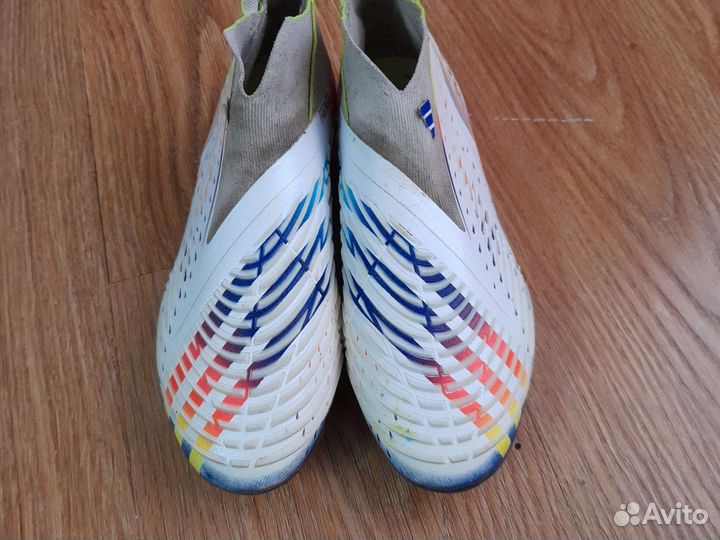 Бутсы adidas predator