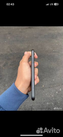 iPhone Xr, 64 ГБ
