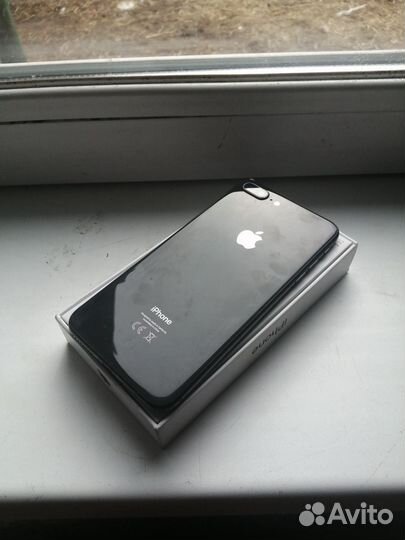 iPhone 8 Plus, 64 ГБ
