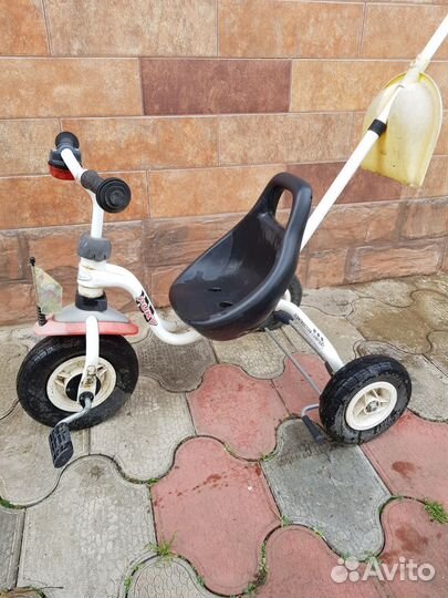 Детский трехколесный велосипед бу
