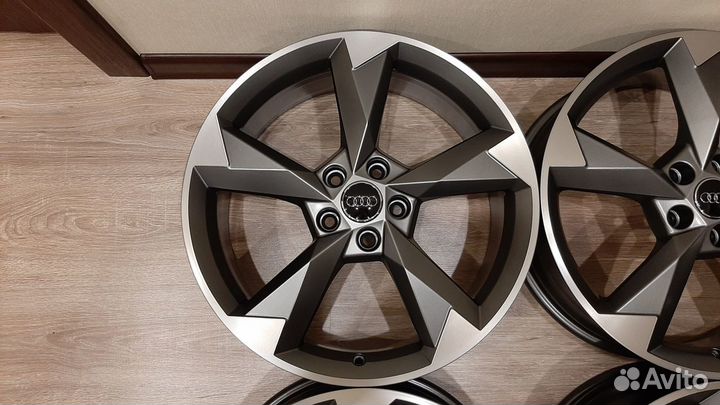 Оригинальные диски Audi Q3 F3 R19