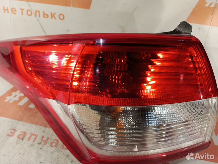 Фонарь задний левый Ford Kuga