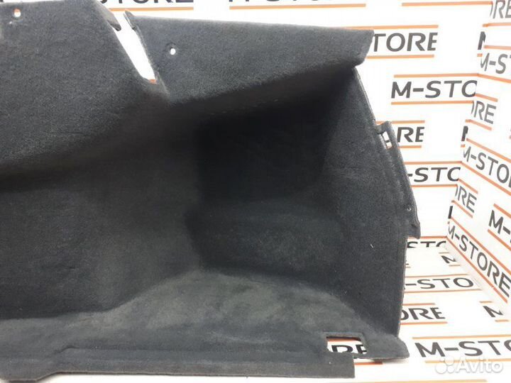 Обшивка багажника задняя Mercedes-Benz E-Class