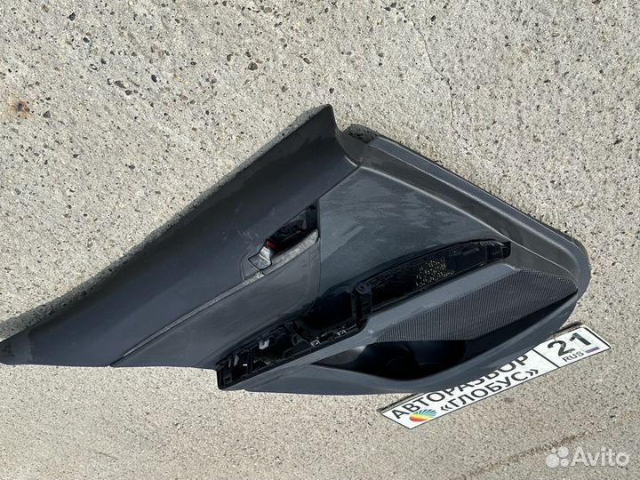 Обшивка двери задний лев Toyota Camry V70