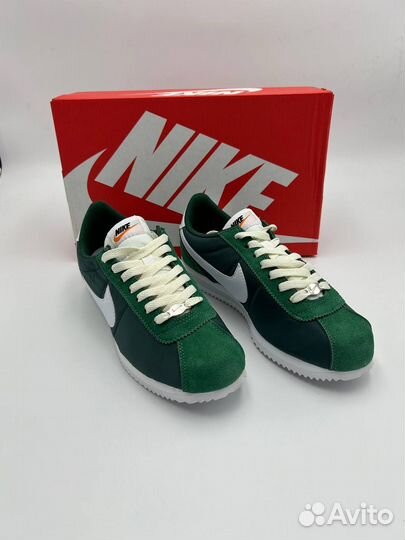 Кроссовки женские Nike Cortez