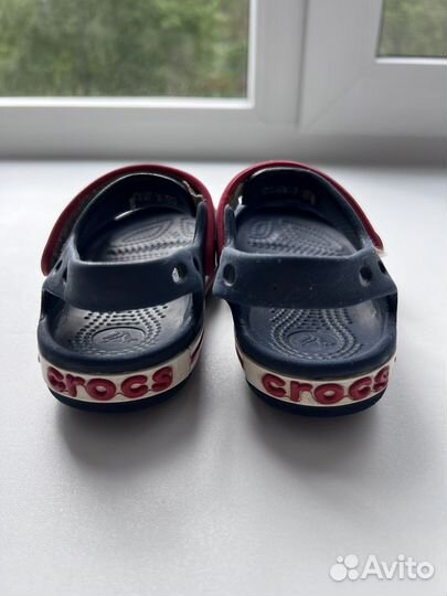 Сандали crocs c8