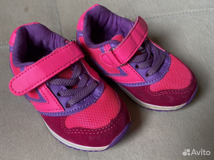 Кроссовки для девочки BabyGo 20р
