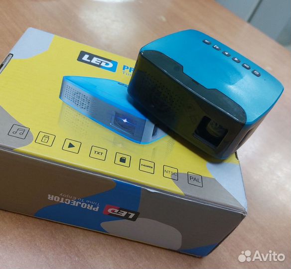 Мини проектор Projector U20 1920x1080