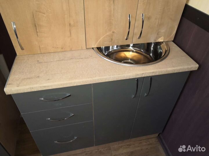 Кухонный гарнитур новый