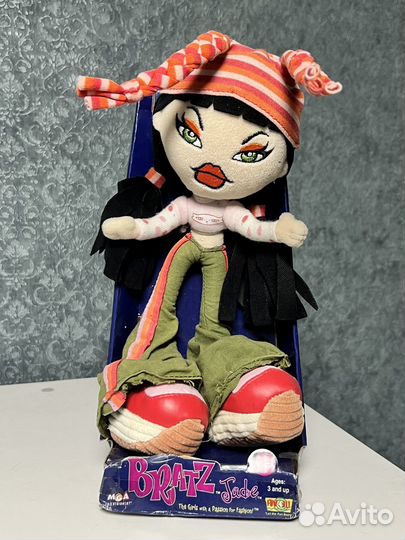 Кукла Bratz Plushies Jade