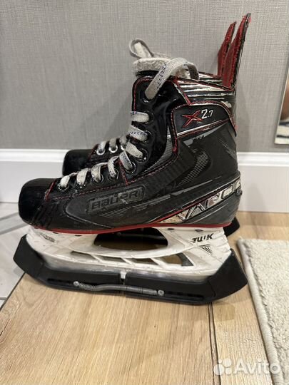 Хоккейные коньки bauer