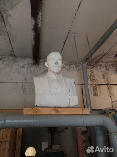 Бюст ленина гипс
