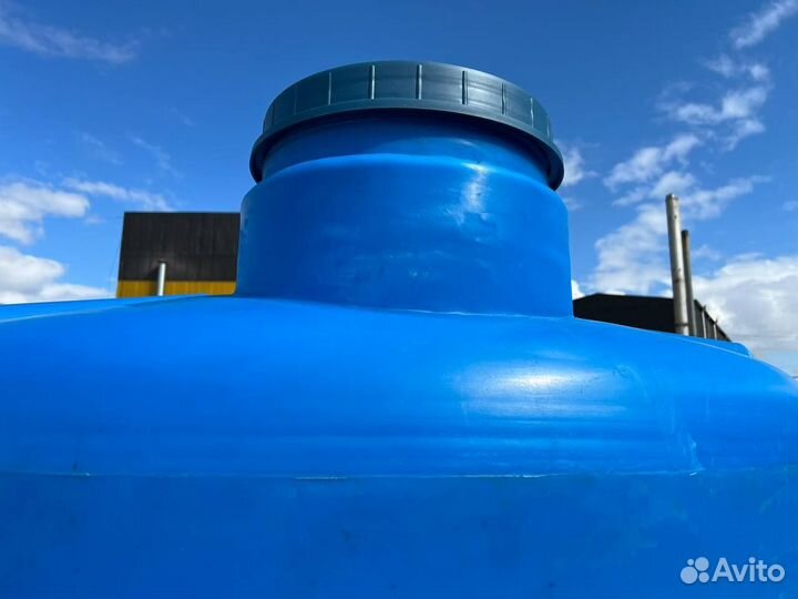 Емкость пластиковая 3 м3 для сыпучих продуктов (ве