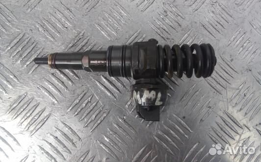 Форсунка дизельная volkswagen jetta 5 (NML13AL02)