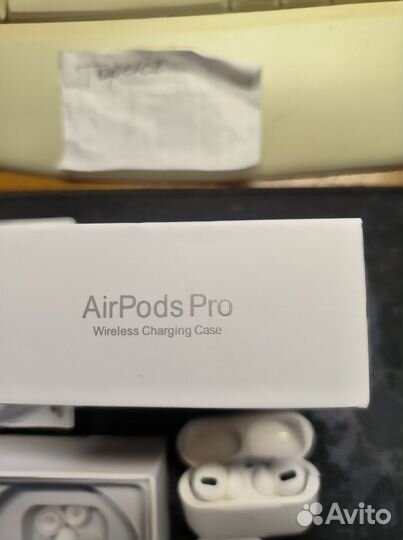 Наушники Apple AirPods Pro