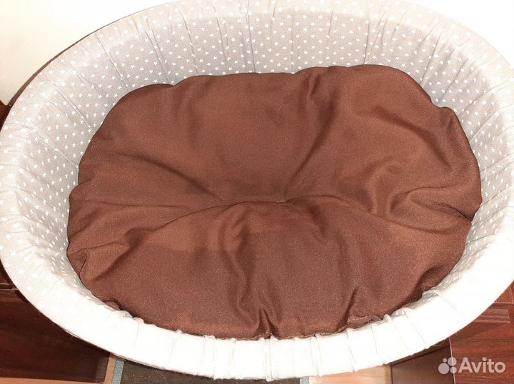 Лежанка для кошек