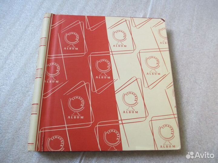 Альбом с изображениями марок Schaubek №822 Венгрия