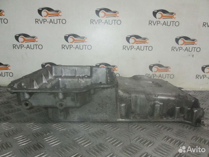 Поддон масляный двигателя Mercedes Benz OM651 2.2d