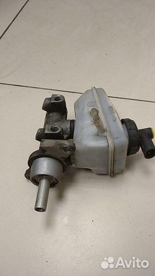 Главный тормозной цилиндр