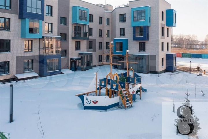 2-к. квартира, 94,4 м², 2/4 эт.
